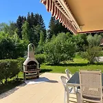 Haus 23 Seeblick * אראך